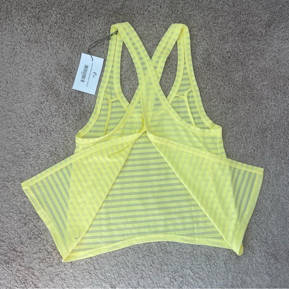 Zyia Active Yellow Lemon Nimbus Split Back Workout Tank Top Racerback Shirt New - Picture 10 of 15